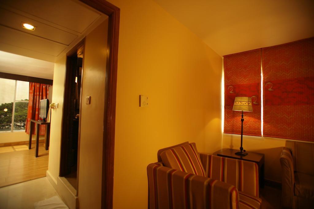 ​Justa Hyderabad Otel Dış mekan fotoğraf